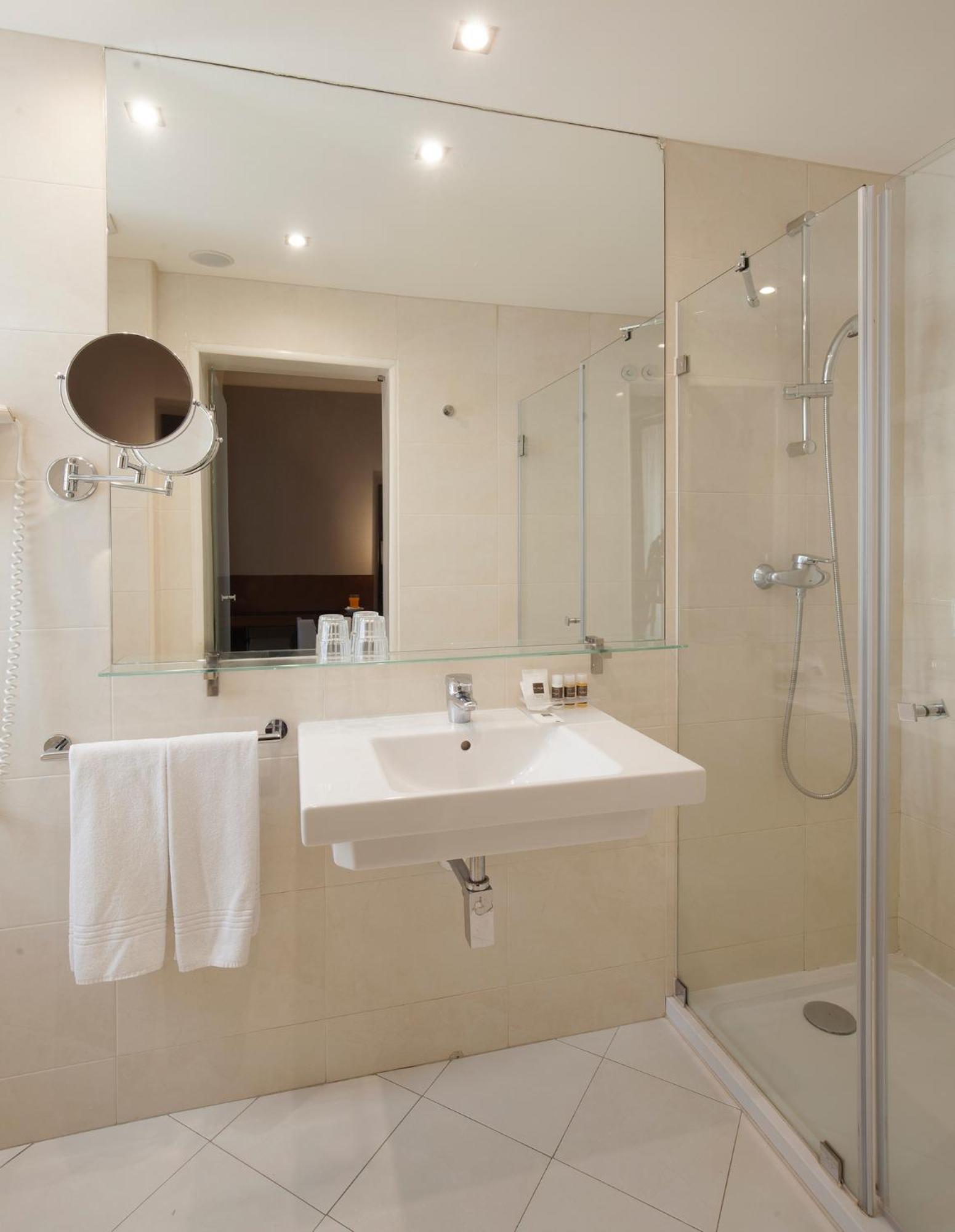 Turim Restauradores 3* Lissabon